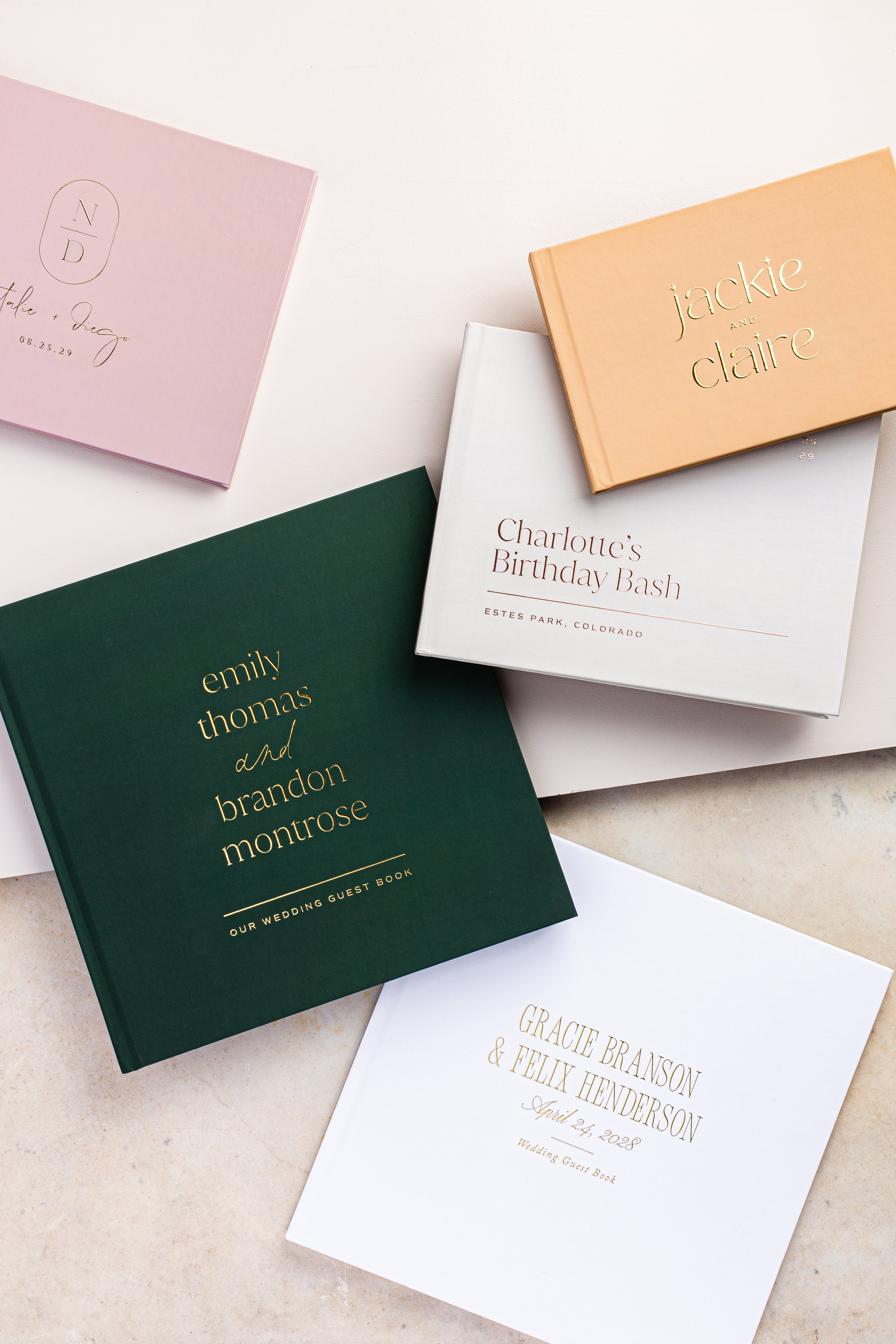 How to Choose a Wedding Guest Book