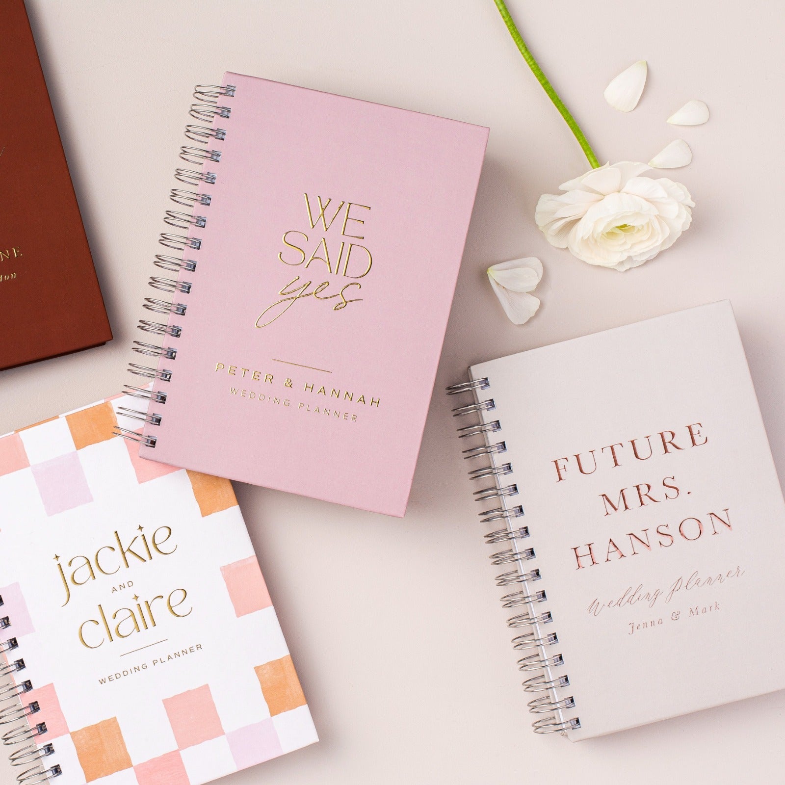 Refined Radiance Wedding Planner